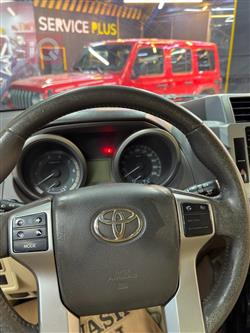 تۆیۆتا لاندكروزر پرادۆ